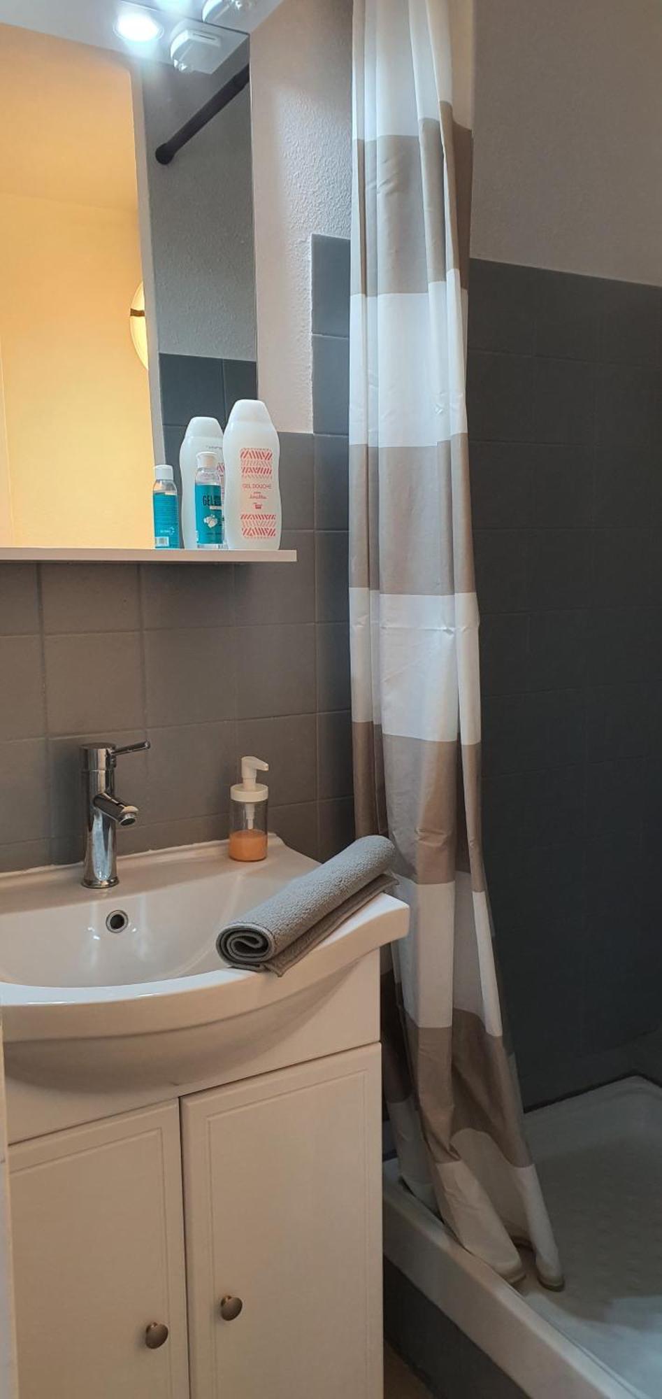 Apartamento Havre De Paix A 2 Pas De L'Eau, Autonomie Saint-Mandrier-sur-Mer Exterior foto